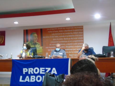 Se sotuvo un encuentro con todos los Comunicadores y Directores de Empresa, con el objetivo de análizar y debatir temas de interes sobre las redes sociales y su importancia.